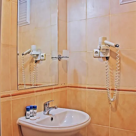 Yaman Life Hotell 3*